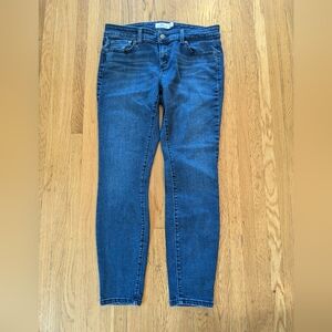 Vineyard Vines jeans 8